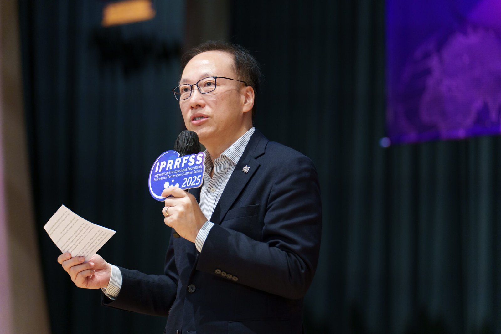 EdUHK Vice President (Research and Development) Professor Chetwyn Chan Che-hin welcomes the attendees